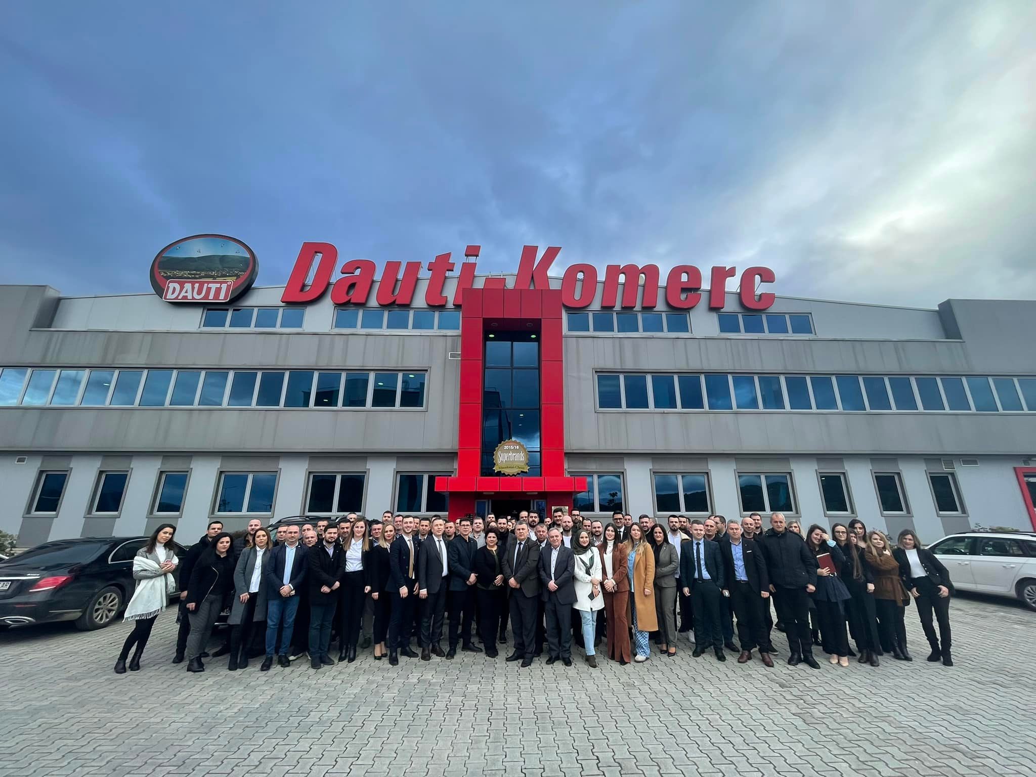 Themeluar nga vellezerit Dauti